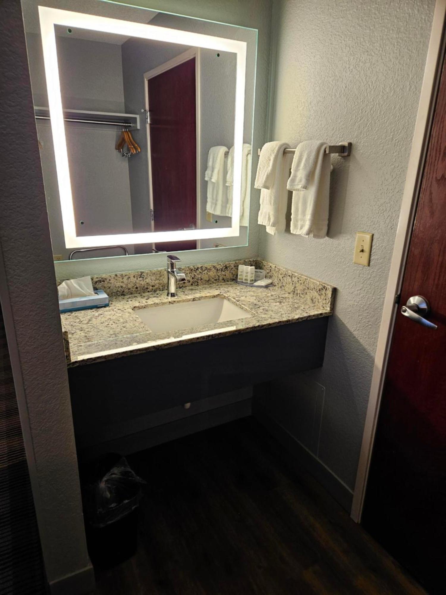 فندق Americinn Mounds View المظهر الخارجي الصورة